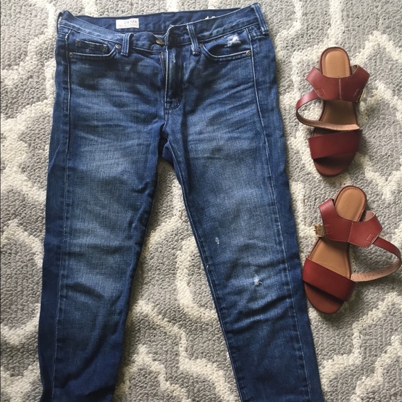 GAP 1969 SEXY BF Cropped JEANS sz 24/00 DISTRESSED - Picture 1 of 5
